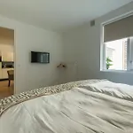아파트 High-end Home, Near Center And Park