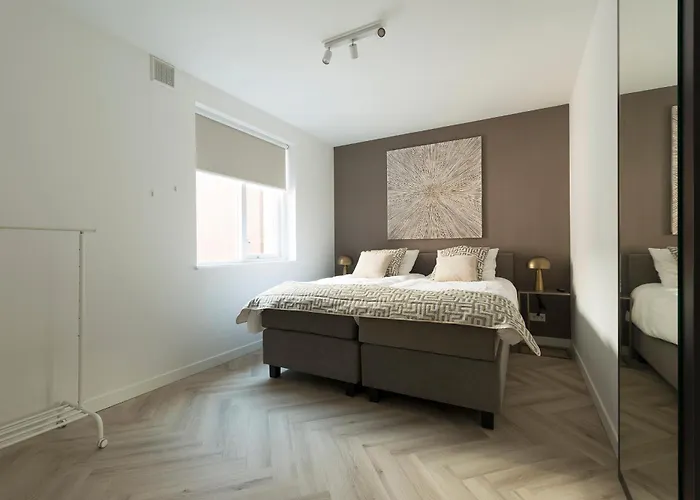 High-end Home, Near Center And Park Apartman Roosendaal