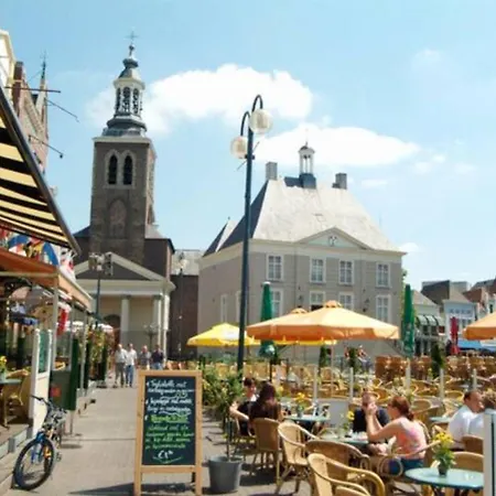 High-end Home, Near Center And Park